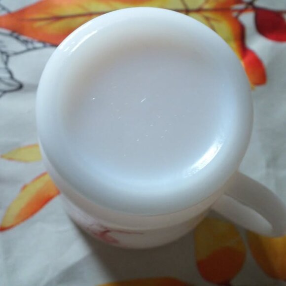 Vintage Hazel Atlas Milk Glass Cup - Picture 4 of 4